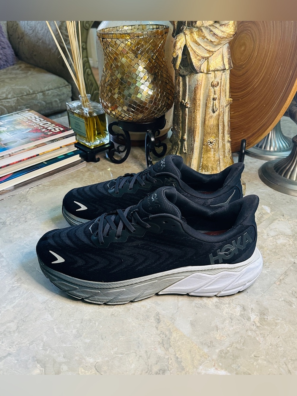Hoka One One Arahi 6 Running Shoes Mens Size 12D Black Cushioned Sneakers